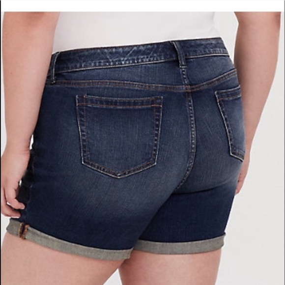 Torrid Dark Denim Roll Hem Jean Shorts - Picture 2 of 5